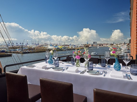 table-with-a-view.jpg