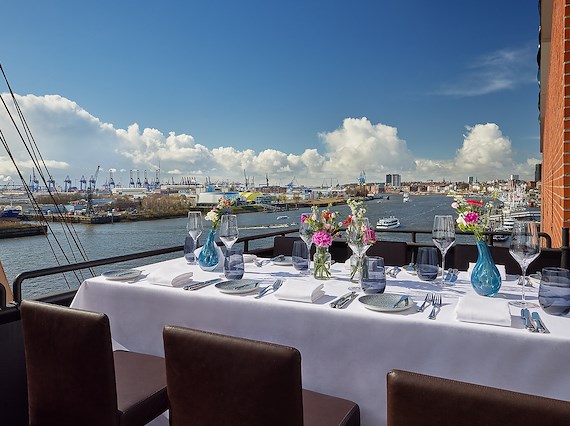 table-with-a-view.jpg